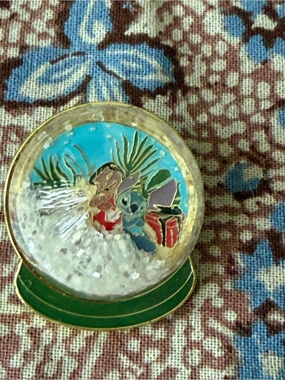 Lilo and Stitch Snow Globe Gold Tone Enamel Pin Backing - Shiny Gold